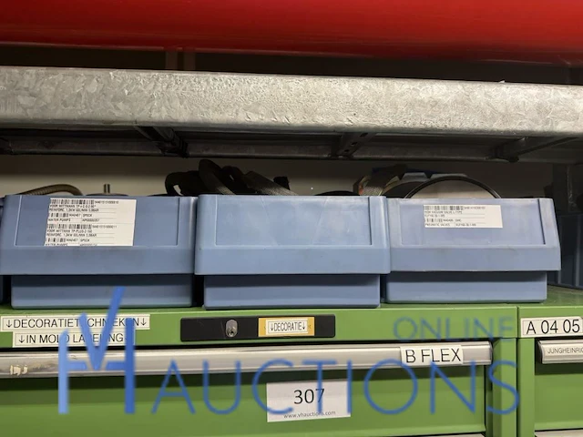 Partij onderdelen voor grijpers en in-mould-labeling - afbeelding 5 van  83