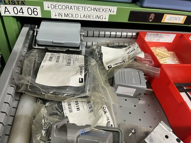 Partij onderdelen voor grijpers en in-mould-labeling - afbeelding 10 van  83