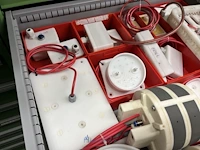 Partij onderdelen voor grijpers en in-mould-labeling - afbeelding 25 van  83