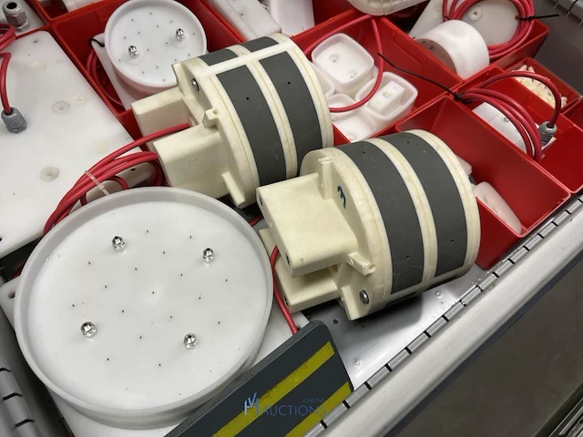 Partij onderdelen voor grijpers en in-mould-labeling - afbeelding 26 van  83