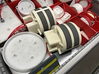 Partij onderdelen voor grijpers en in-mould-labeling - afbeelding 26 van  83