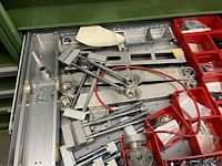 Partij onderdelen voor grijpers en in-mould-labeling - afbeelding 54 van  83