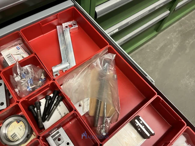 Partij onderdelen voor grijpers en in-mould-labeling - afbeelding 63 van  83