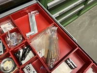 Partij onderdelen voor grijpers en in-mould-labeling - afbeelding 63 van  83