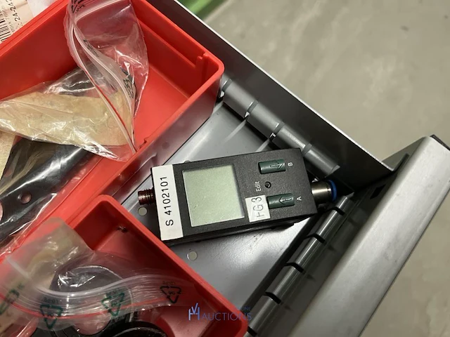 Partij onderdelen voor grijpers en in-mould-labeling - afbeelding 66 van  83