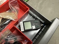 Partij onderdelen voor grijpers en in-mould-labeling - afbeelding 66 van  83