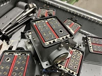 Partij onderdelen voor grijpers en in-mould-labeling - afbeelding 71 van  83