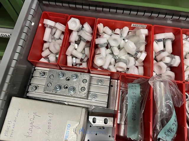 Partij onderdelen voor grijpers en in-mould-labeling - afbeelding 73 van  83