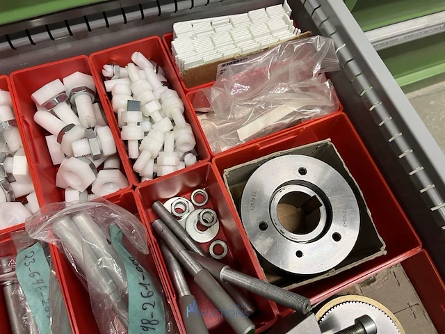 Partij onderdelen voor grijpers en in-mould-labeling - afbeelding 74 van  83