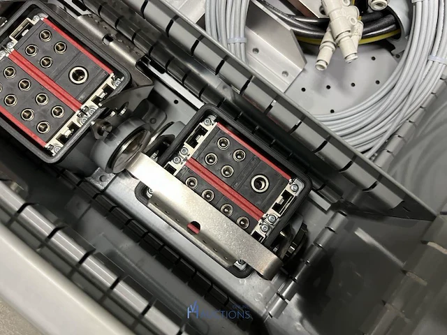 Partij onderdelen voor grijpers en in-mould-labeling - afbeelding 82 van  83