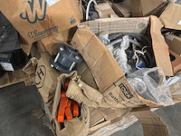 Partij onderdelen voor jacuzzi - afbeelding 3 van  7