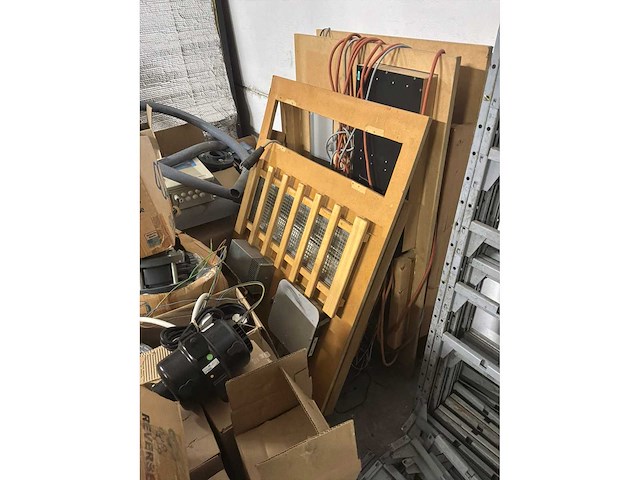 Partij onderdelen voor jacuzzi - afbeelding 7 van  7