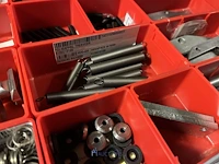 Partij onderdelen voor verpakkingsmachines en robots - afbeelding 28 van  100