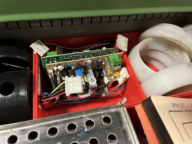 Partij onderdelen voor verpakkingsmachines en robots - afbeelding 93 van  100