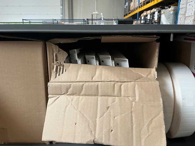 Partij onderdelen - afbeelding 13 van  13