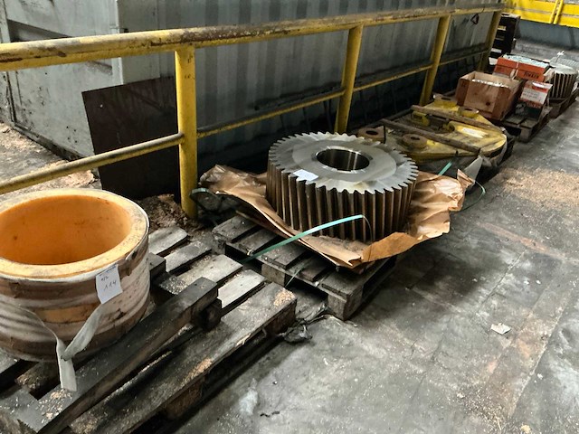 Partij onderdelen - afbeelding 4 van  4