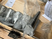 Partij onderdelen - afbeelding 3 van  7