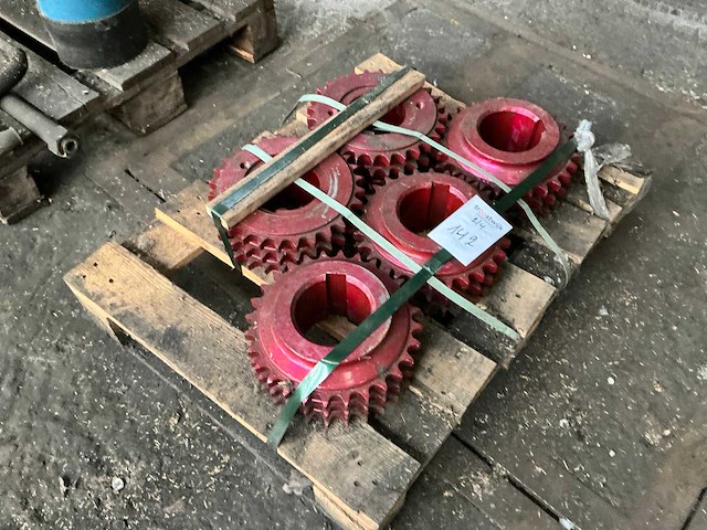 Partij onderdelen - afbeelding 4 van  7