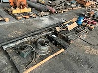 Partij onderdelen - afbeelding 7 van  7