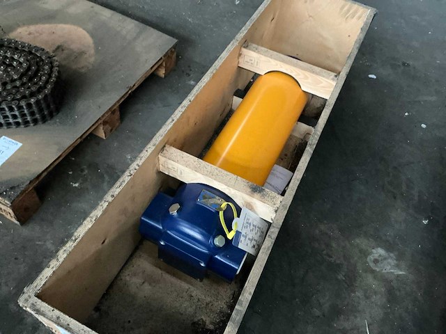 Partij onderdelen - afbeelding 4 van  9