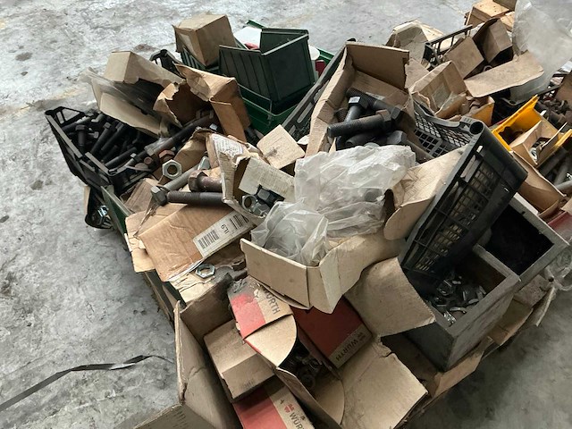 Partij onderdelen - afbeelding 12 van  15