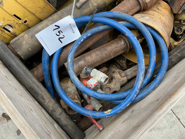 Partij onderdelen - afbeelding 4 van  8