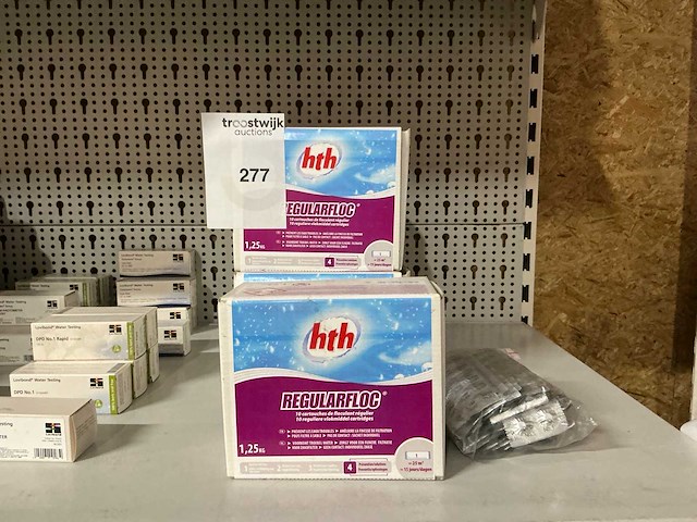 Partij onderhoudsmiddelen en toebehoren - afbeelding 2 van  11