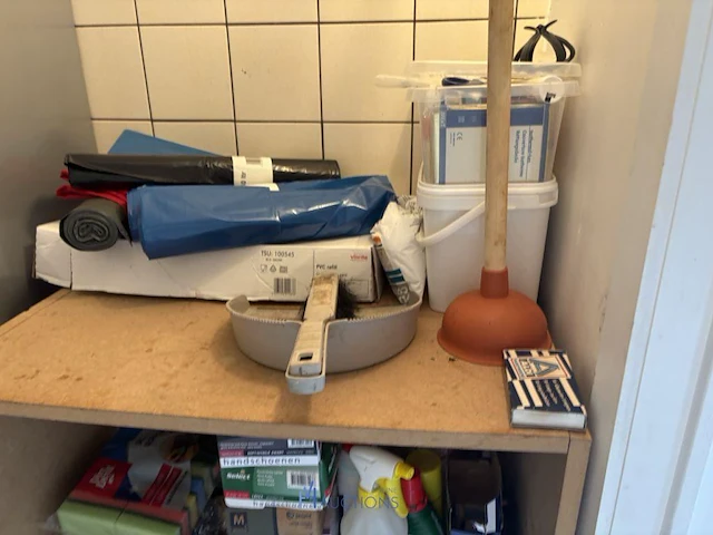 Partij onderhoudsproducten - afbeelding 8 van  15