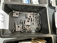 Partij opspan- en klemmateriaal - afbeelding 1 van  1