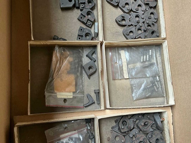 Partij opspan- en klemmateriaal - afbeelding 3 van  5