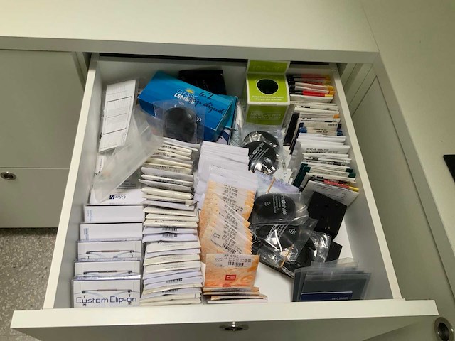 Partij opticien gereedschappen en toebehoren - afbeelding 5 van  32