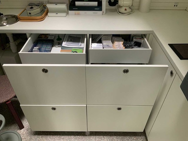 Partij opticien gereedschappen en toebehoren - afbeelding 32 van  32