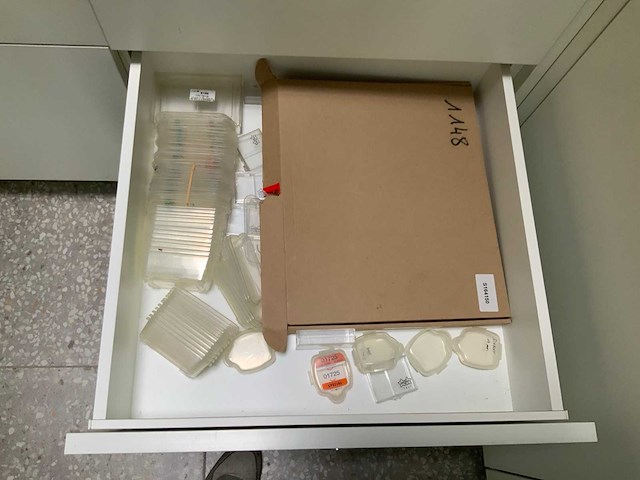 Partij opticien gereedschappen en toebehoren - afbeelding 7 van  32