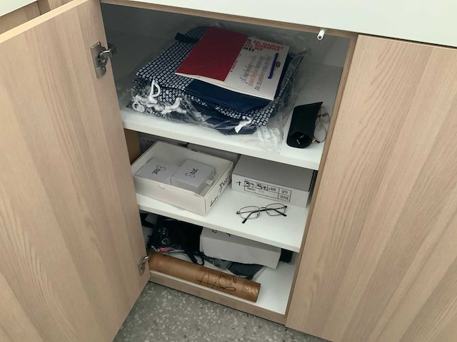 Partij opticien gereedschappen en toebehoren - afbeelding 21 van  32
