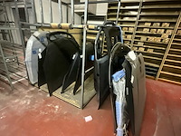 Partij originele carrosseriedelen: portieren en achterklep, diverse modellen - afbeelding 1 van  10
