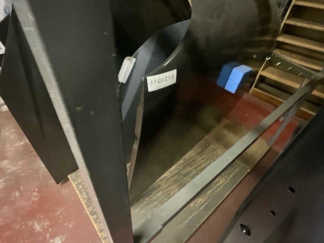 Partij originele carrosseriedelen: portieren en achterklep, diverse modellen - afbeelding 4 van  10