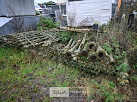 Partij oud hekwerk - afbeelding 1 van  9