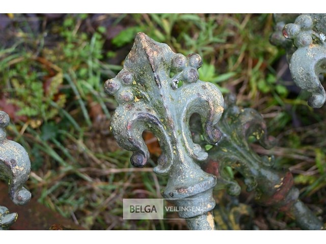 Partij oud hekwerk - afbeelding 8 van  9