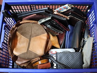 Partij oude accessoires - afbeelding 1 van  4