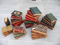 Partij oude boeken - afbeelding 1 van  9