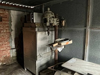 Partij oude machines dienend als schroot - afbeelding 4 van  6