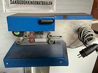 Partij oude machines en onderdelen - afbeelding 1 van  7