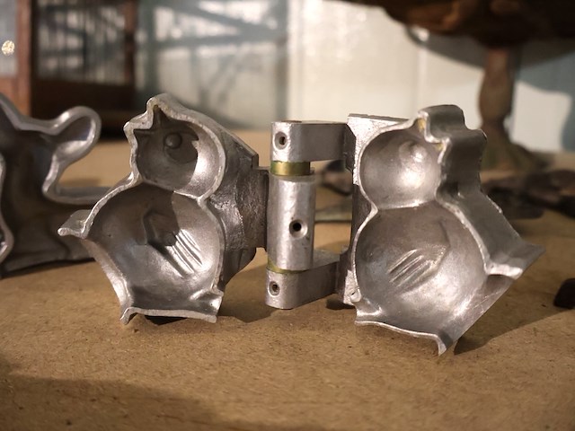 Partij oude mallen - afbeelding 3 van  6