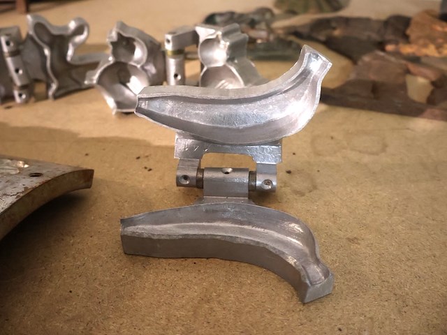 Partij oude mallen - afbeelding 5 van  6