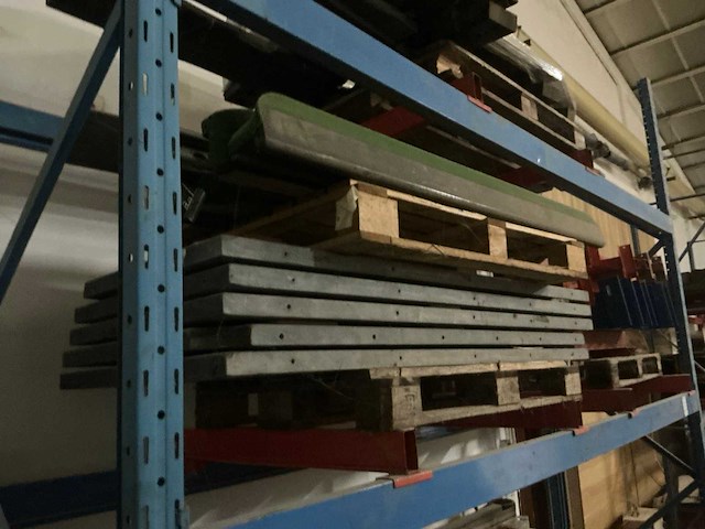 Partij oude metalen en machines - afbeelding 5 van  8