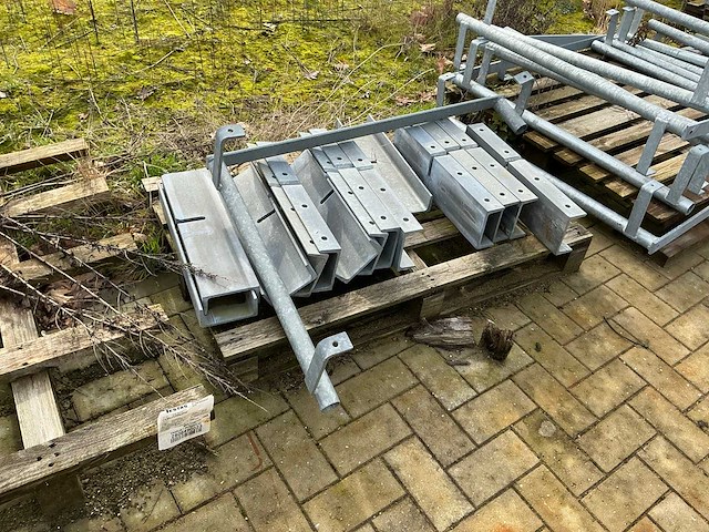 Partij oude metalen - afbeelding 16 van  31