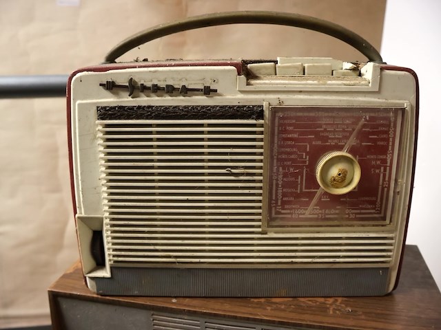 Partij oude radio's - afbeelding 5 van  6