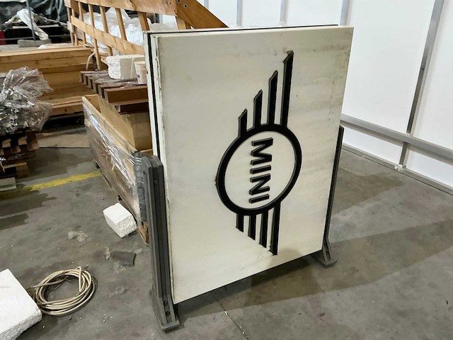 Partij oude reclameborden, alu profielen en diversen - afbeelding 7 van  18