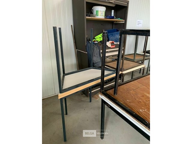 Partij oude tafels - afbeelding 3 van  4