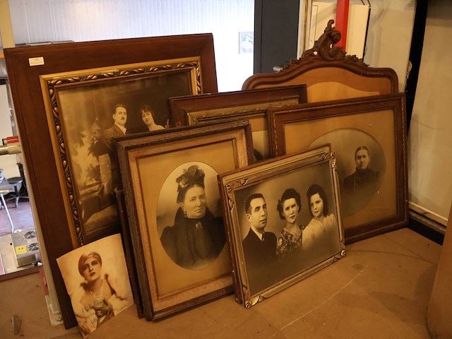 Partij oude zwart wit famillie foto's plm8 - afbeelding 1 van  10